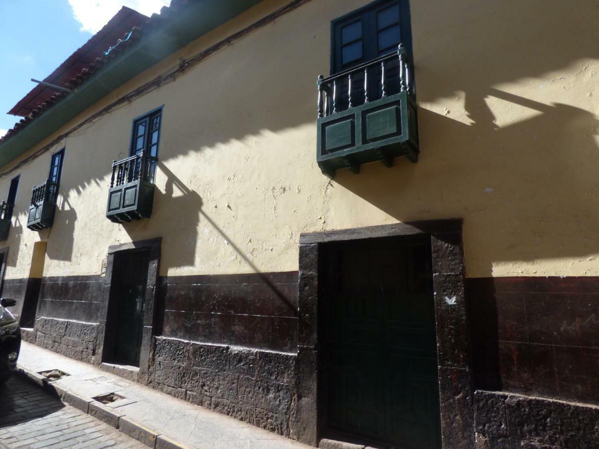 The Grasshopper Hostels Av Alta クスコ エクステリア 写真