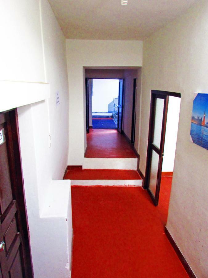 The Grasshopper Hostels Av Alta クスコ エクステリア 写真
