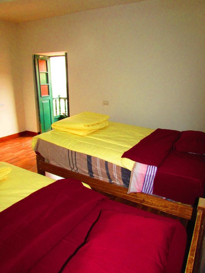 The Grasshopper Hostels Av Alta クスコ エクステリア 写真
