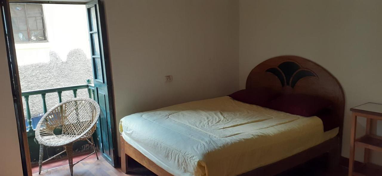 The Grasshopper Hostels Av Alta クスコ エクステリア 写真